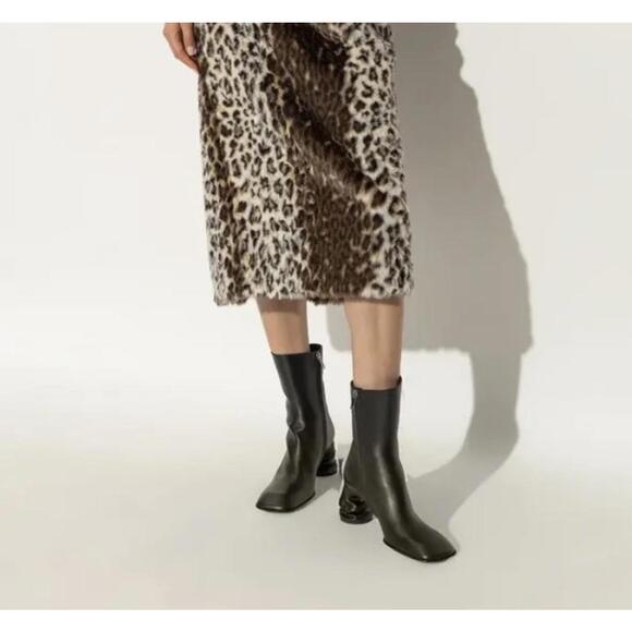 Alexander McQueen Black Leather Women's Ankle Boots with Sculpted Heel - Picture 3 of 8